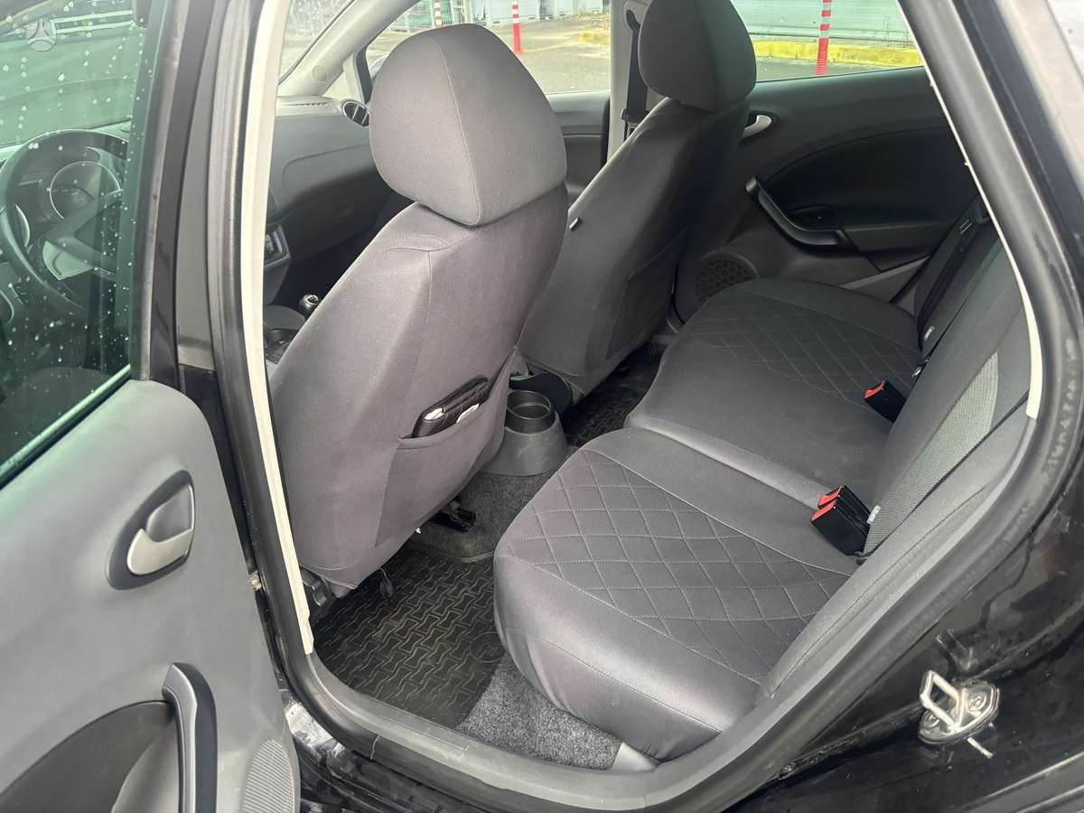SEAT Ibiza - 8