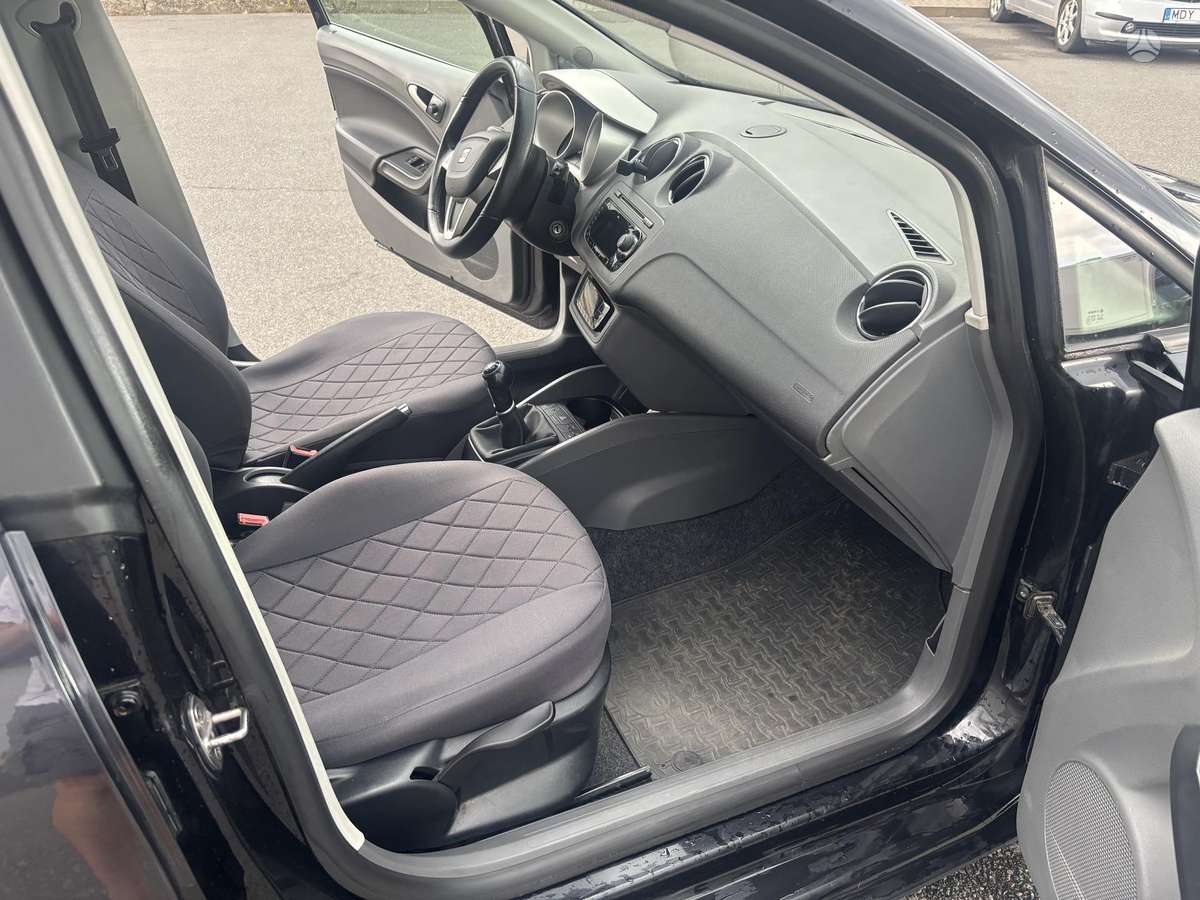 SEAT Ibiza - 10