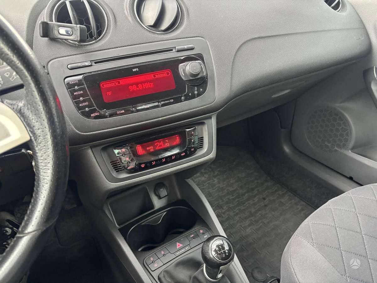 SEAT Ibiza - 12