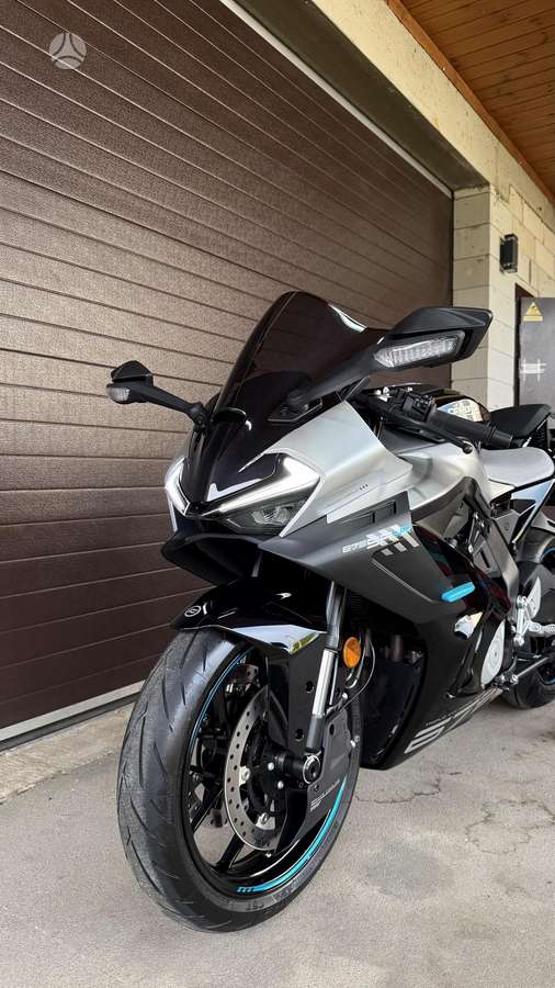 CFMOTO 675 SRR 675cc, superbikes