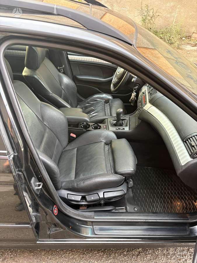 BMW 320, 2.0 l., universalas