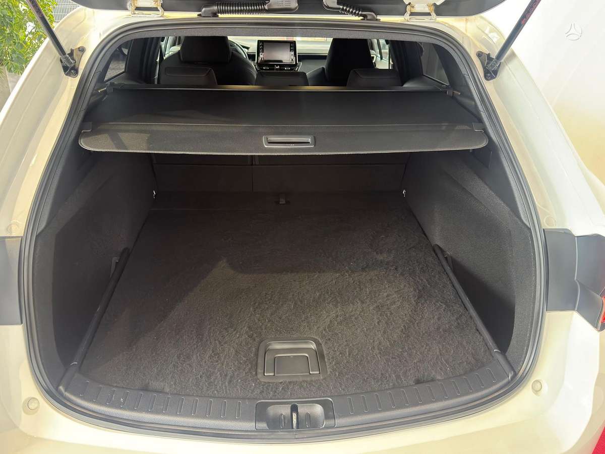 Toyota Corolla - 7