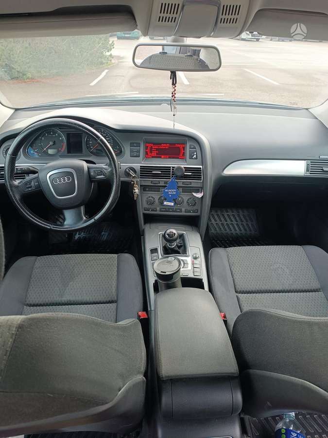 Audi A6, 2.4 l., saloon / sedan