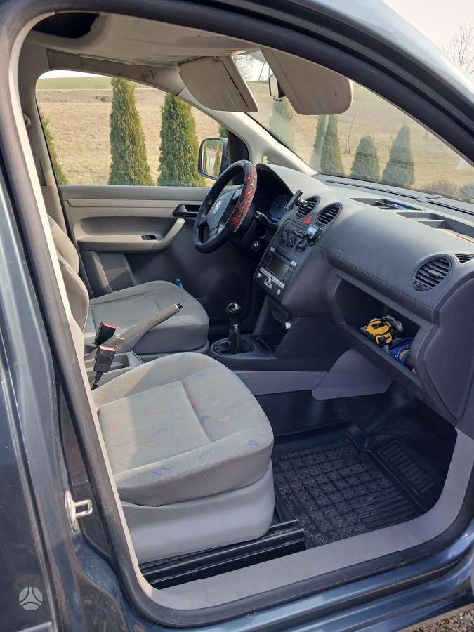 Volkswagen Caddy - 5