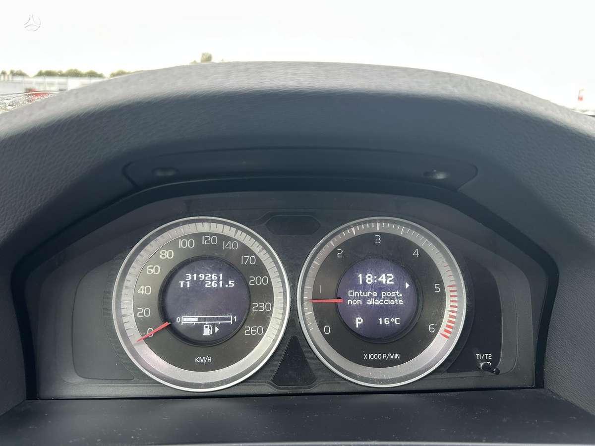 Volvo S60, 2.0 l., Седан