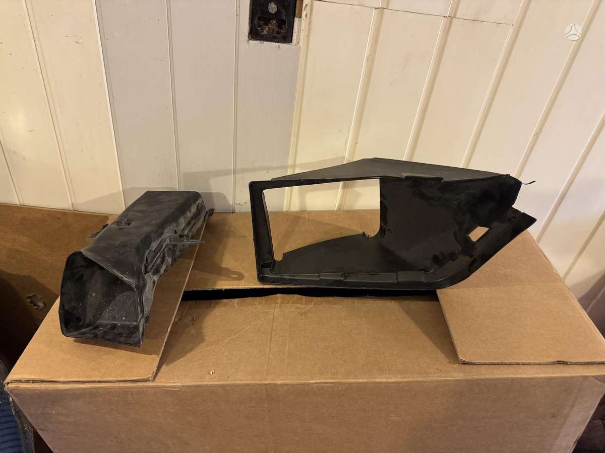 BMW M5 body parts