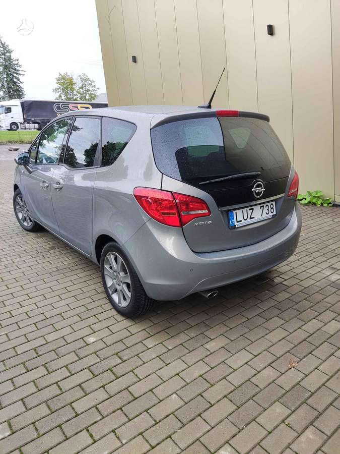 Opel Meriva, 1.4 l., Минивэн