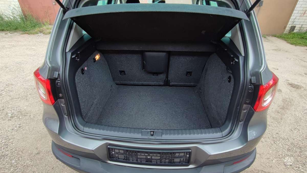 Volkswagen Tiguan - 7