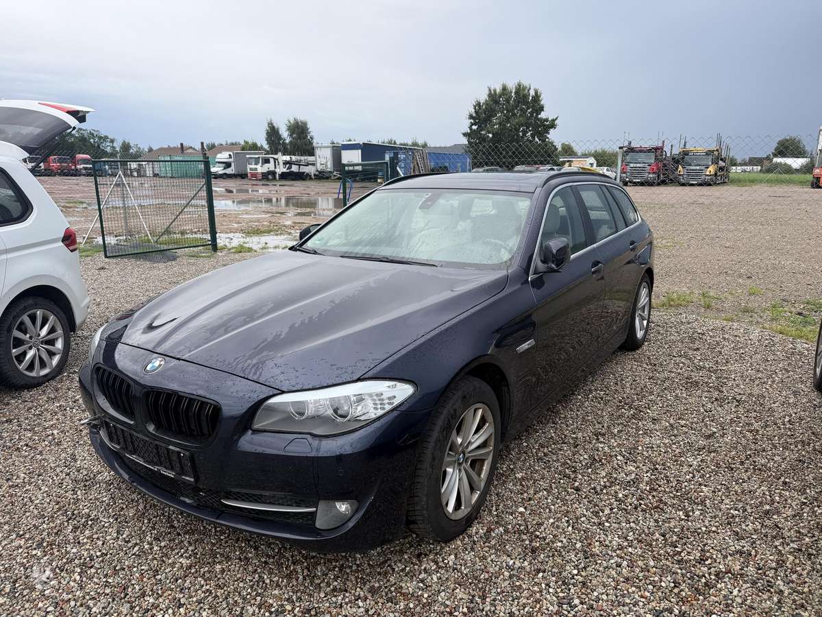 BMW 520, 2.0 l., universalas