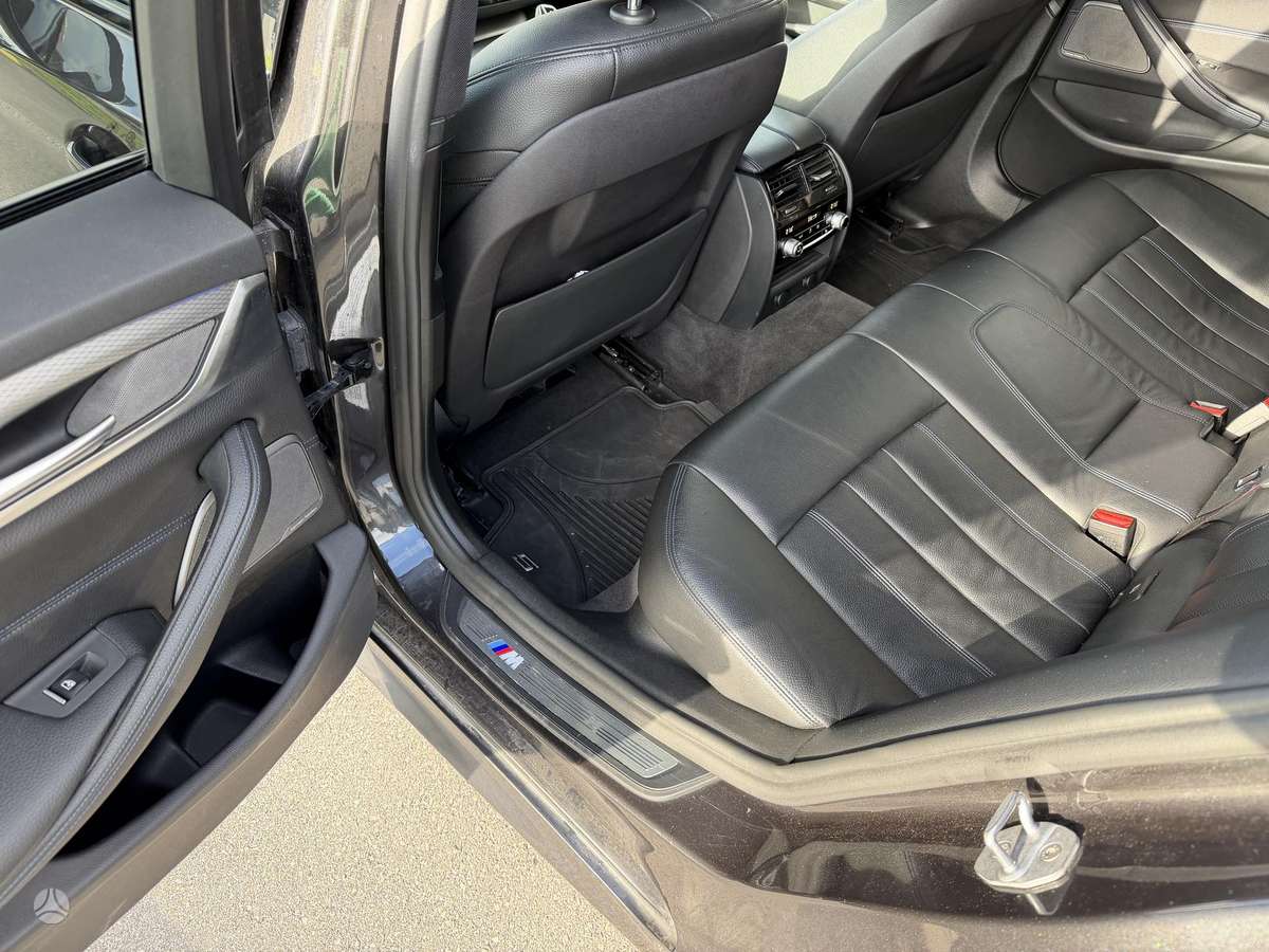 BMW M550, 3.0 l., wagon