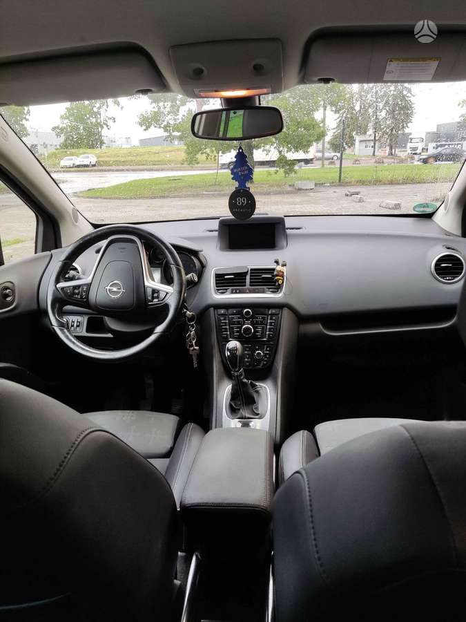 Opel Meriva, 1.4 l., Минивэн
