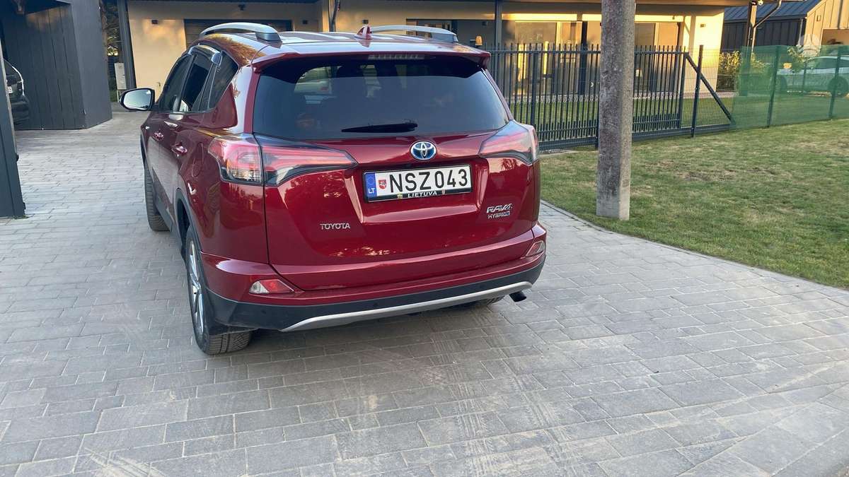 Toyota RAV4 - 4