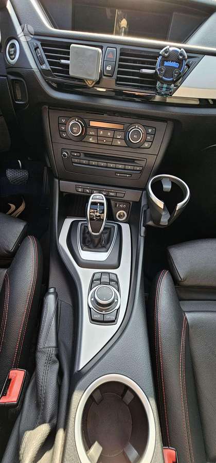 BMW X1, 2.0 l., hatchback