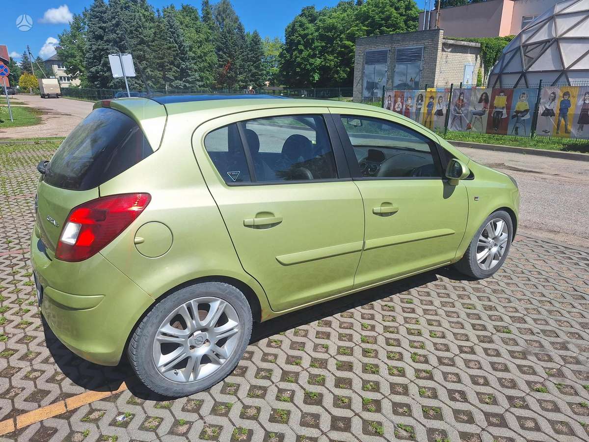 Opel Corsa, hatchback