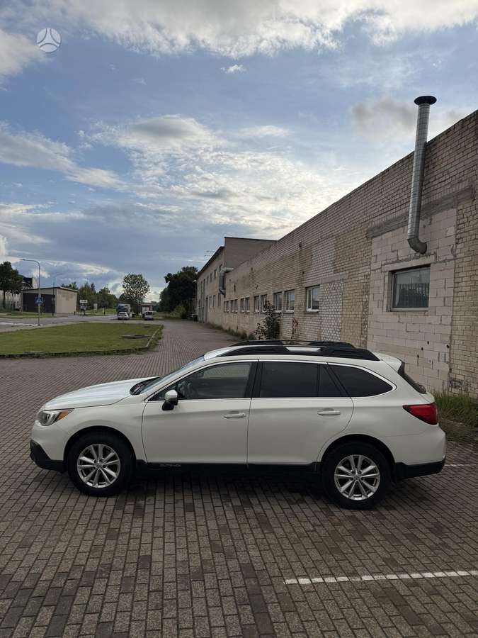Subaru Outback, 2.5 l., off-road / crossover