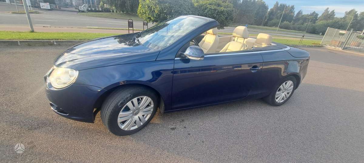 Volkswagen Eos, 1.6 l., convertible