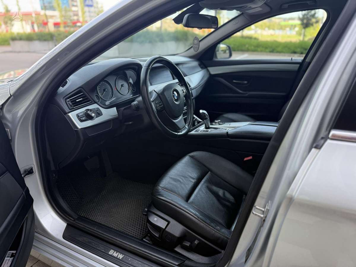 BMW 525, 2.0 l., Универсал