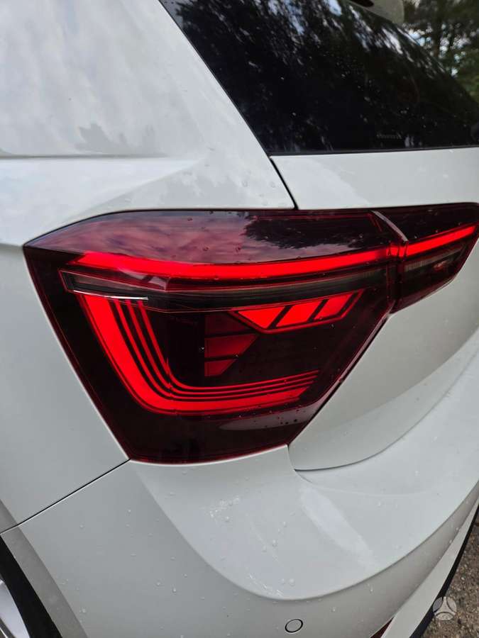 Volkswagen Polo - 12
