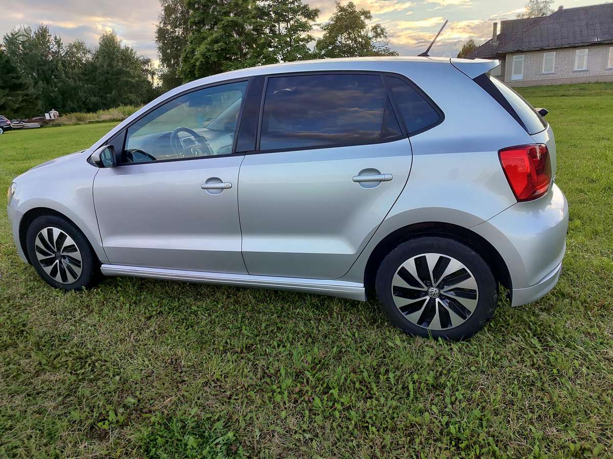Volkswagen Polo - 4