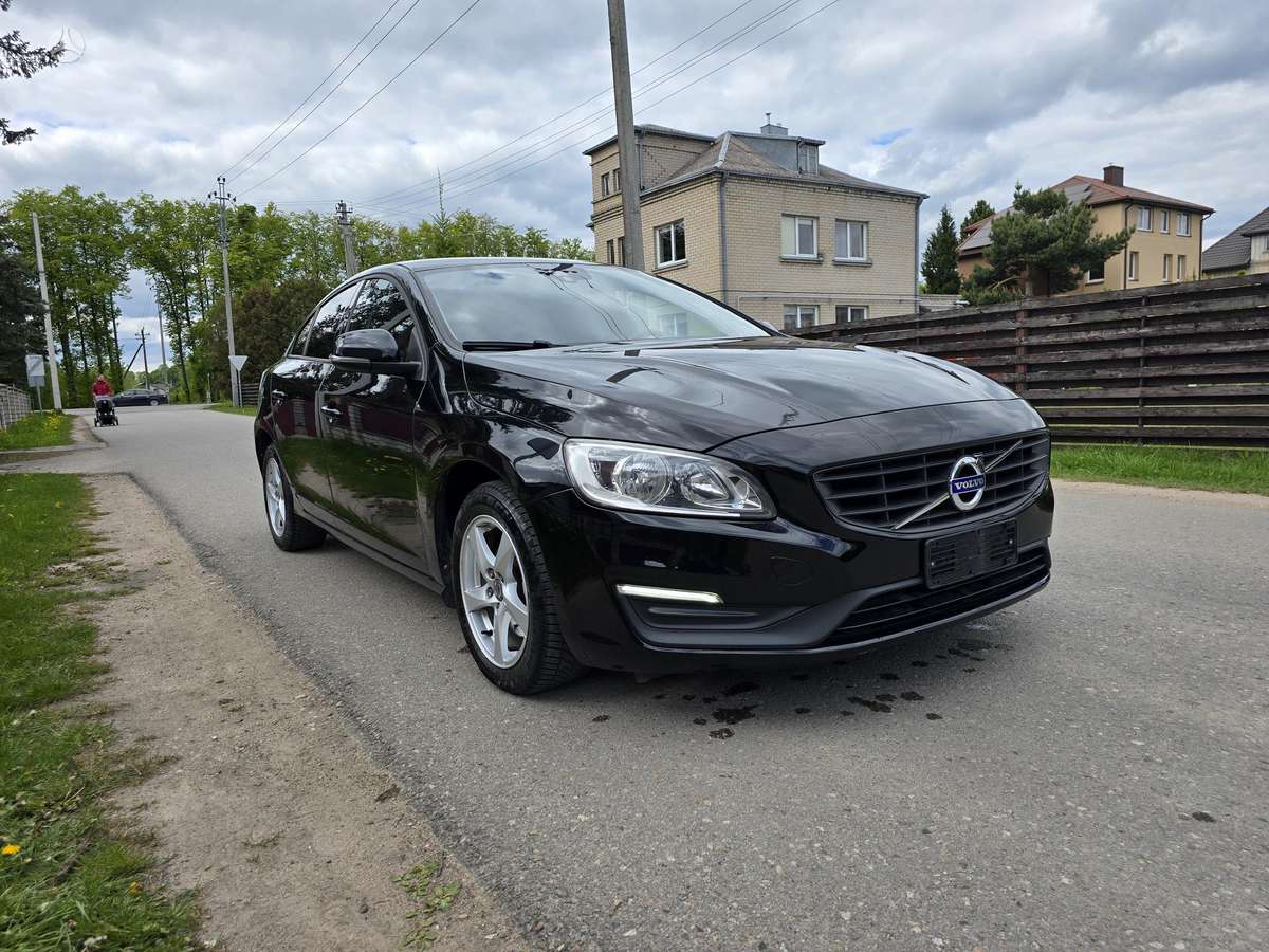 Volvo S60 - 3