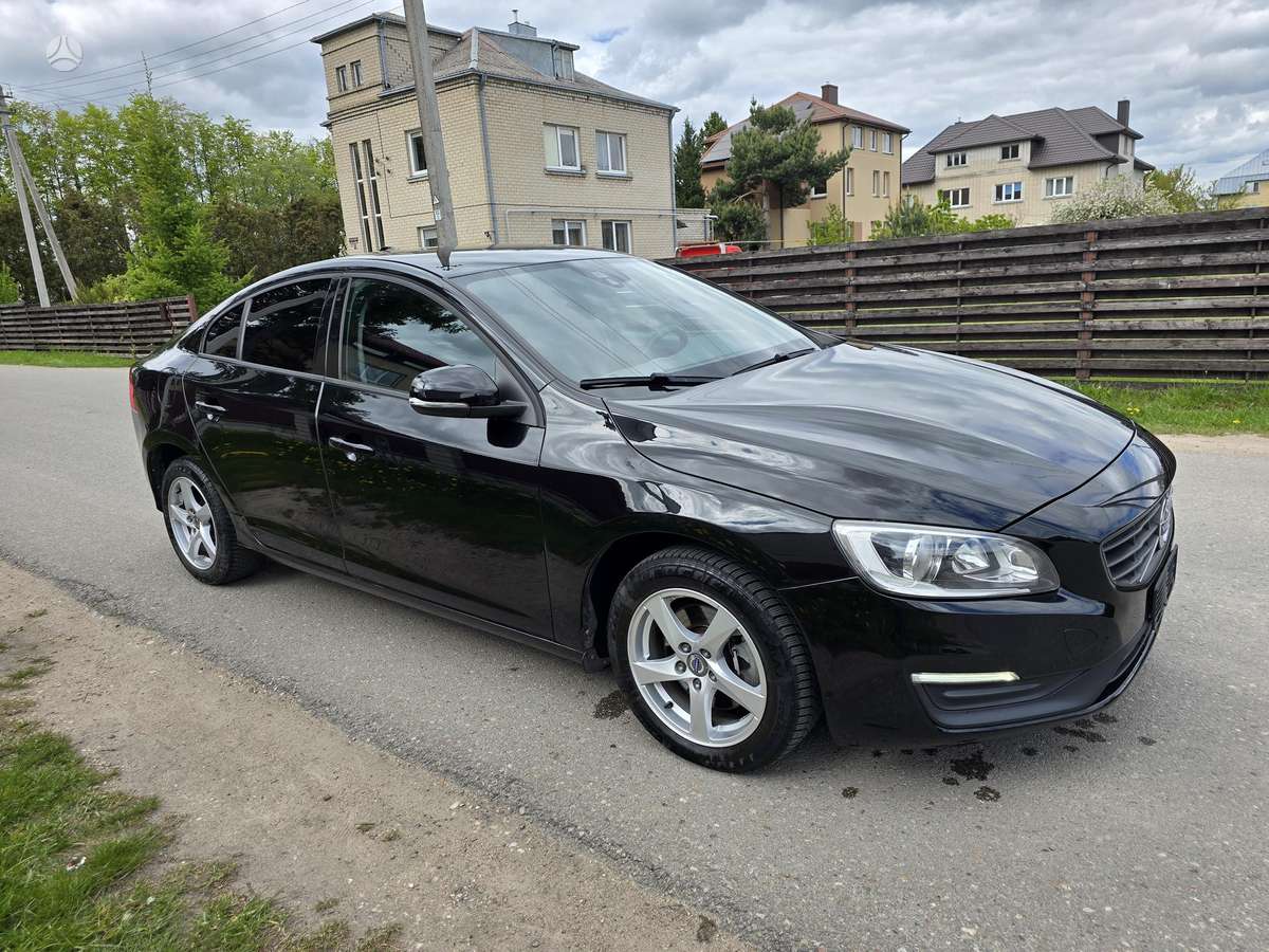 Volvo S60, 2.0 l., Седан
