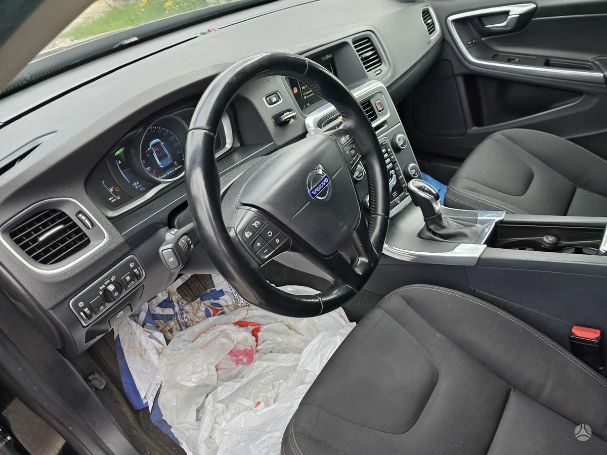 Volvo S60, 2.0 l., Седан