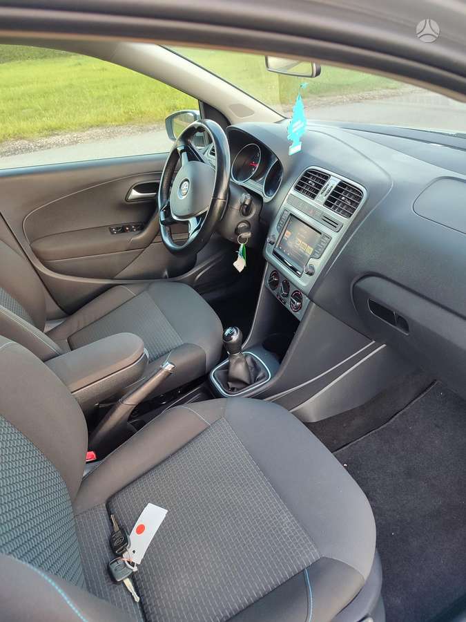 Volkswagen Polo - 12