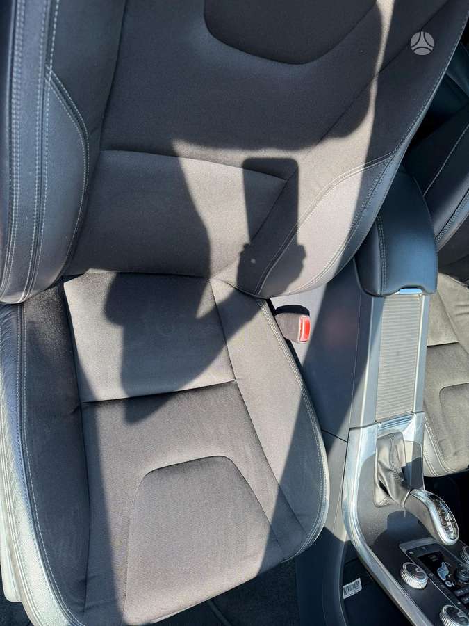 Volvo S60, 2.0 l., Седан