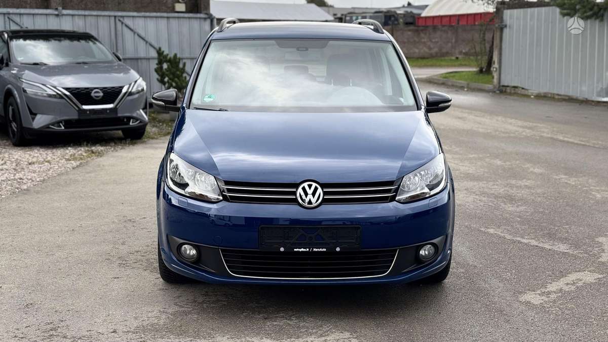 Volkswagen Touran - 2