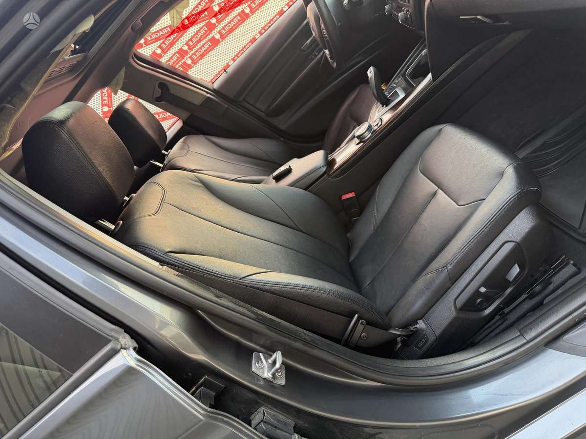 BMW 328, 2.0 l., Седан