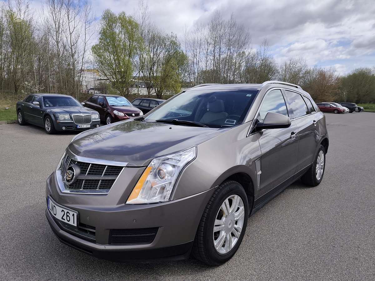 Cadillac SRX, 3.0 l., off-road / crossover