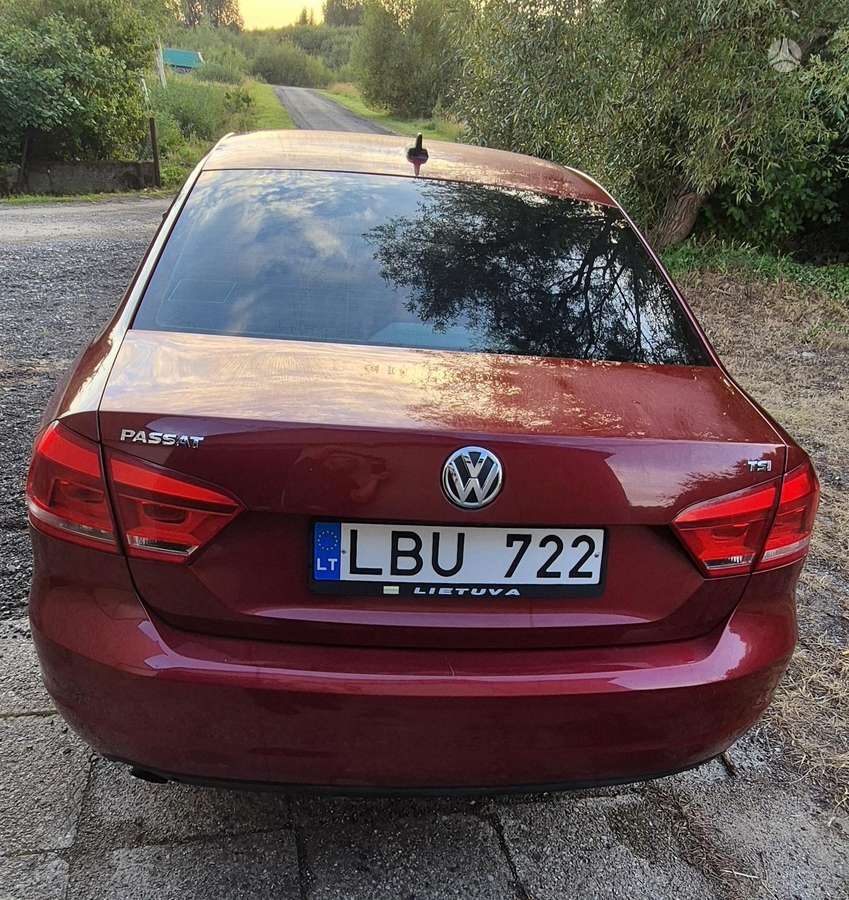 Volkswagen Passat - 3
