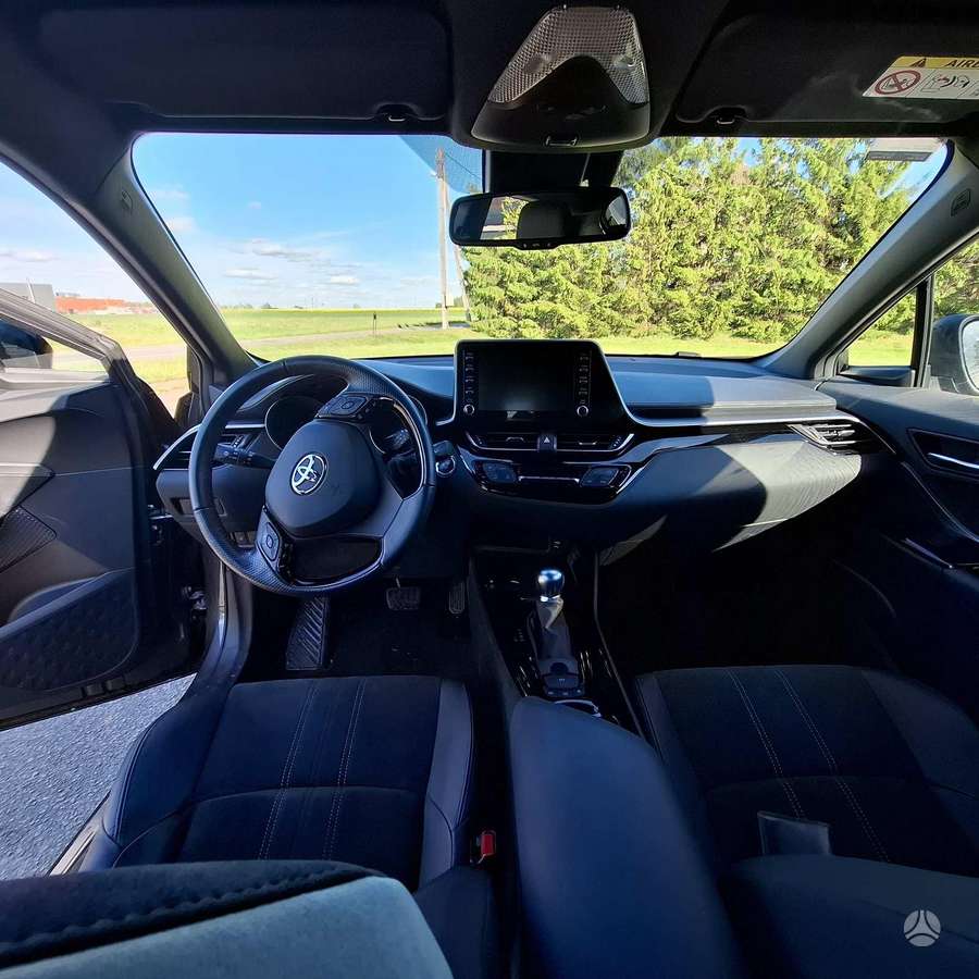 Toyota C-HR - 1