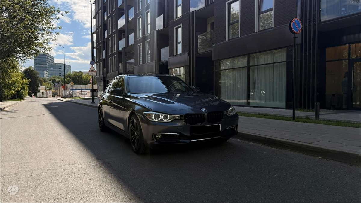 BMW 320, 2.0 l., Седан