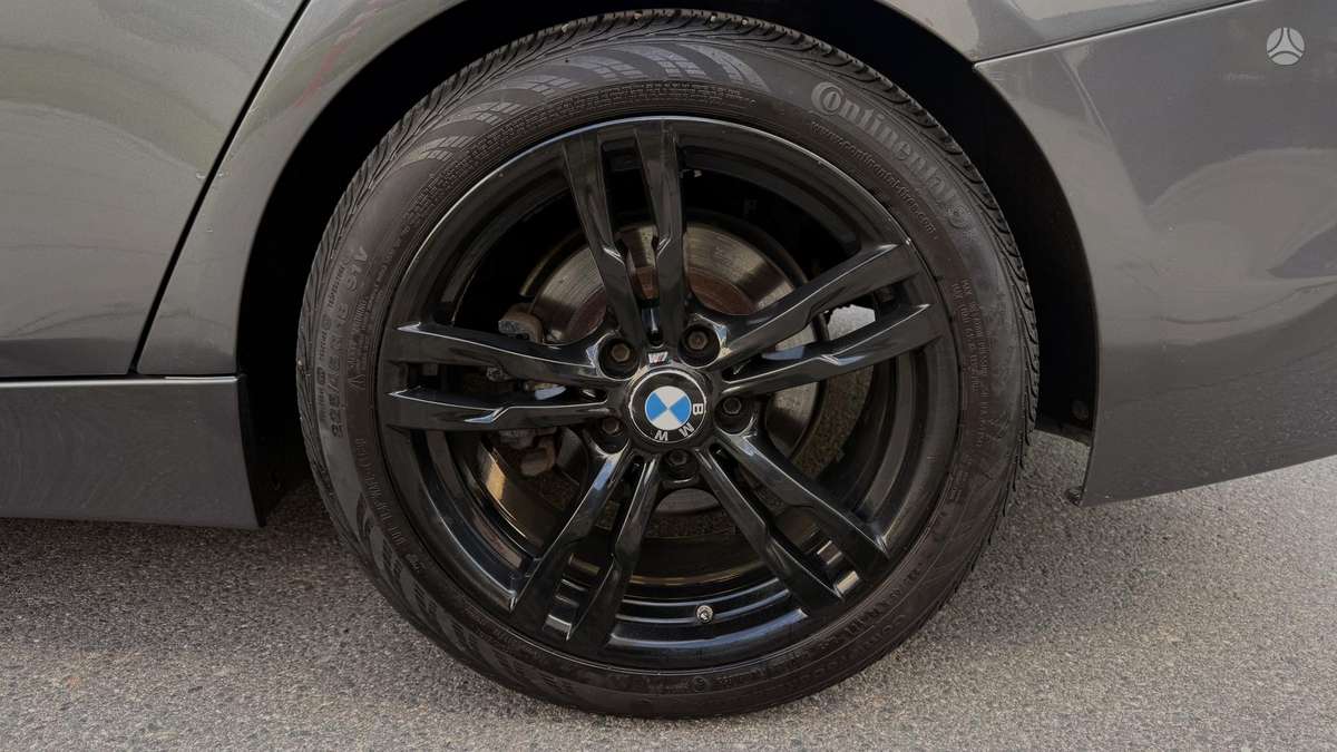 BMW 320, 2.0 l., Седан