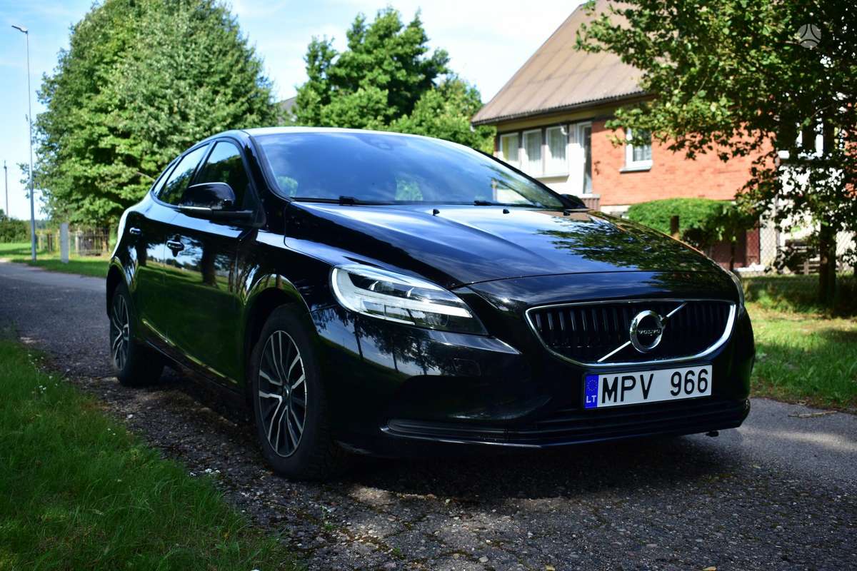 Volvo V40, 1.5 l., Хэтчбек