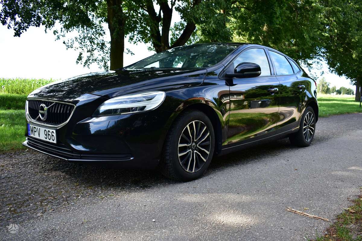 Volvo V40, 1.5 l., Хэтчбек