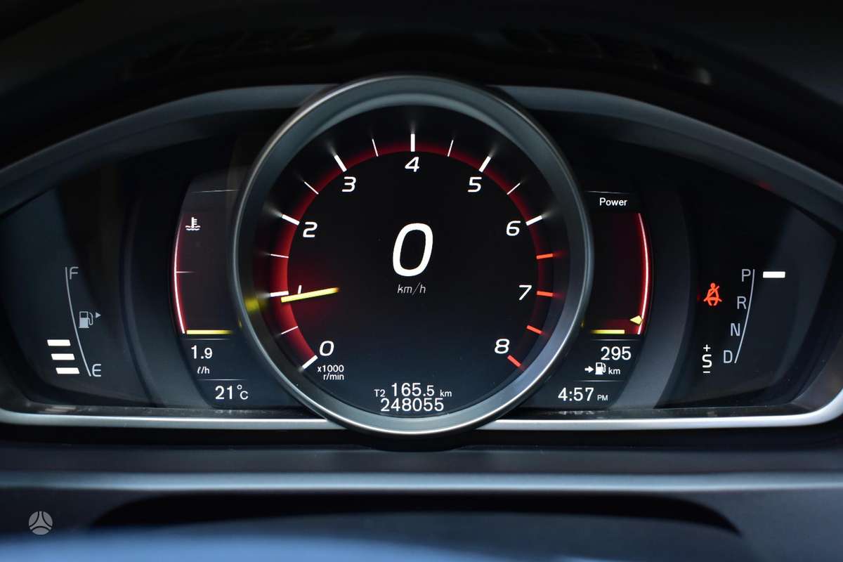 Volvo V40, 1.5 l., Хэтчбек