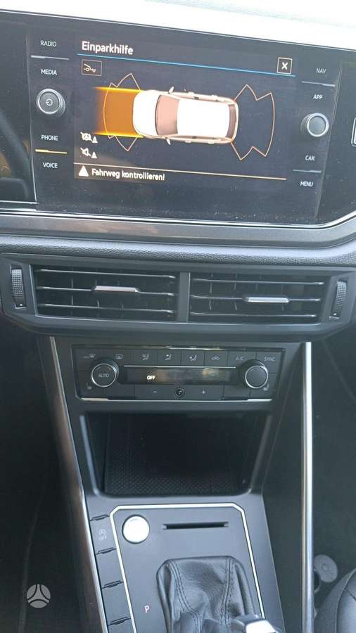 Volkswagen Polo - 11