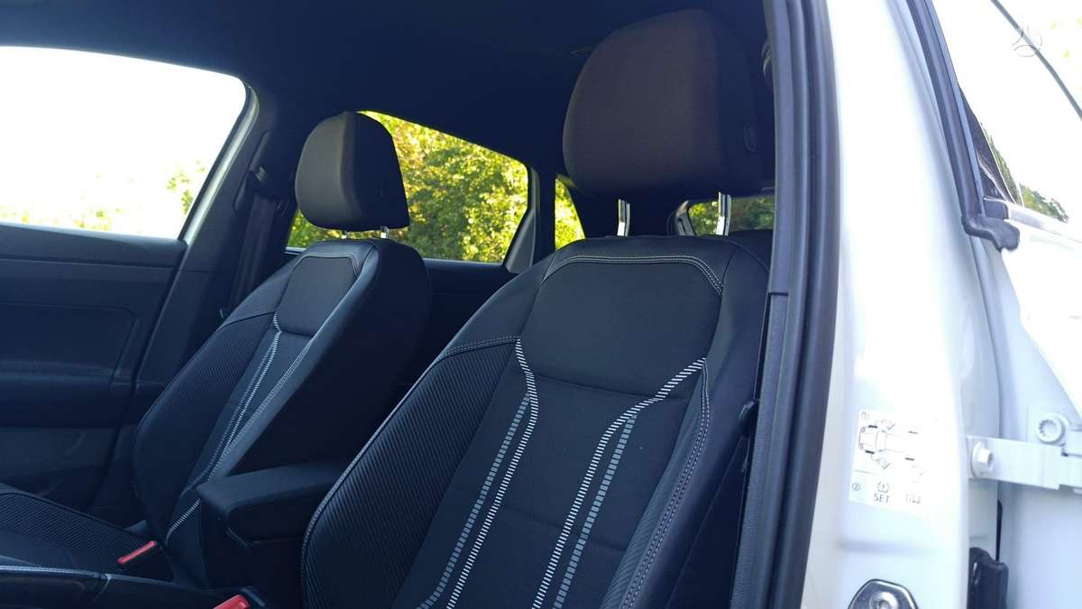Volkswagen Polo - 12