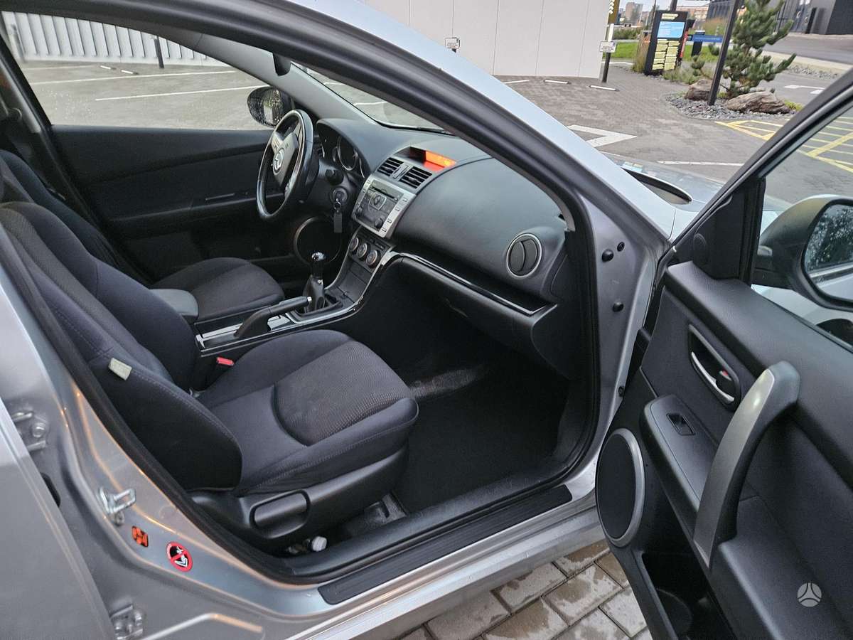 Mazda 6, 2.2 l., hatchback