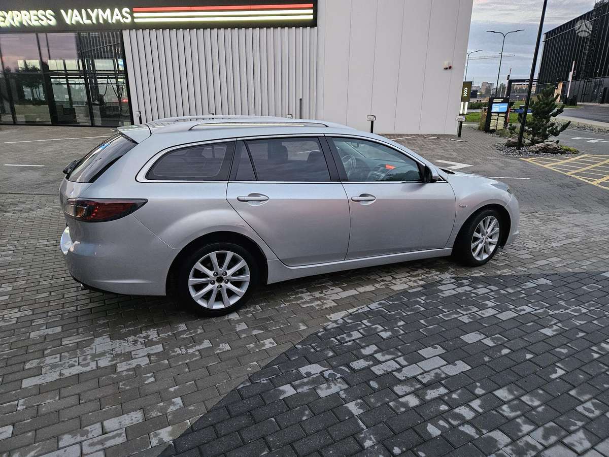Mazda 6, 2.2 l., Хэтчбек