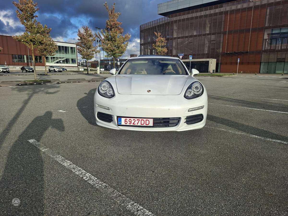 Porsche Panamera - 2
