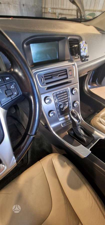 Volvo V60, 2.4 l., Универсал