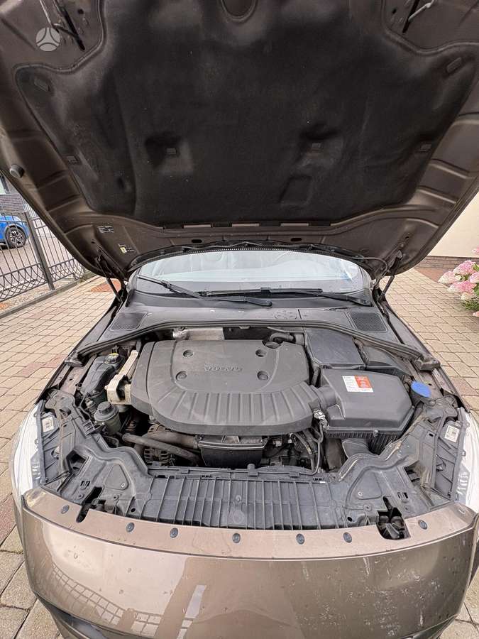 Volvo V60 Cross Country - 4