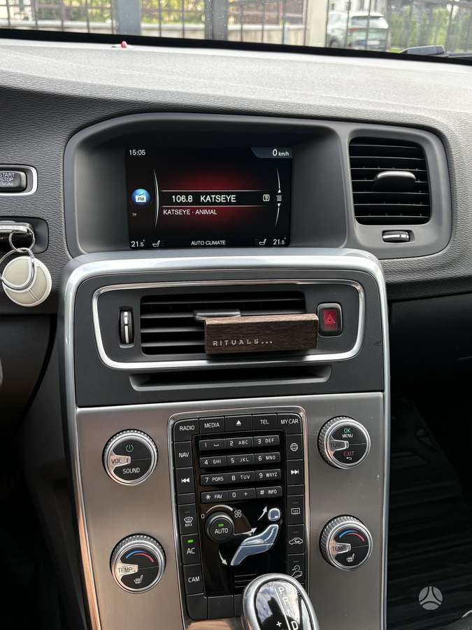 Volvo V60 Cross Country - 7