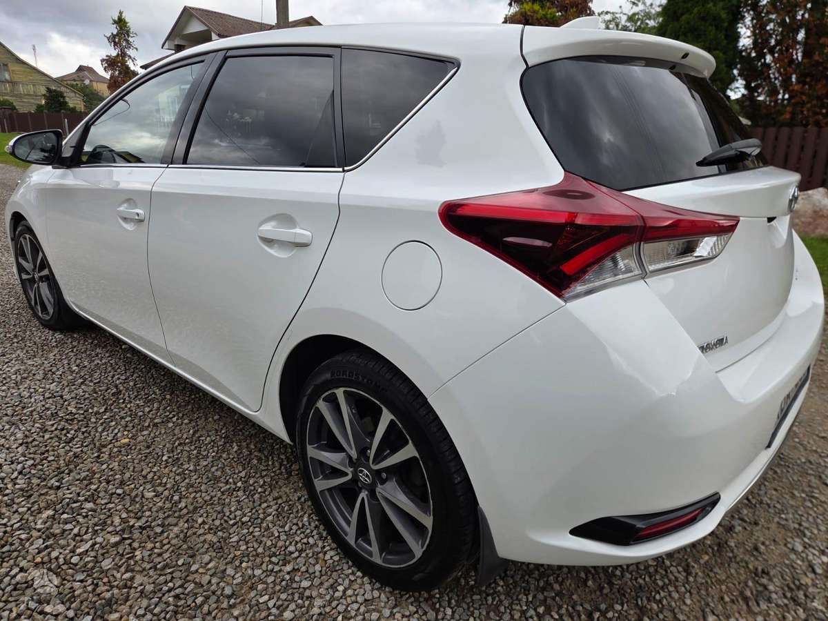 Toyota Auris - 6