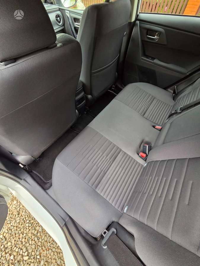 Toyota Auris - 8