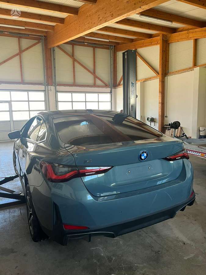 BMW i4, hečbekas