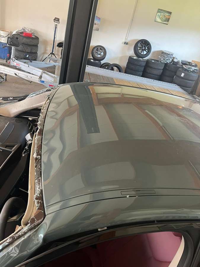BMW i4, hatchback